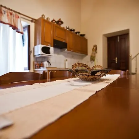 Apartament Spacious House Simi